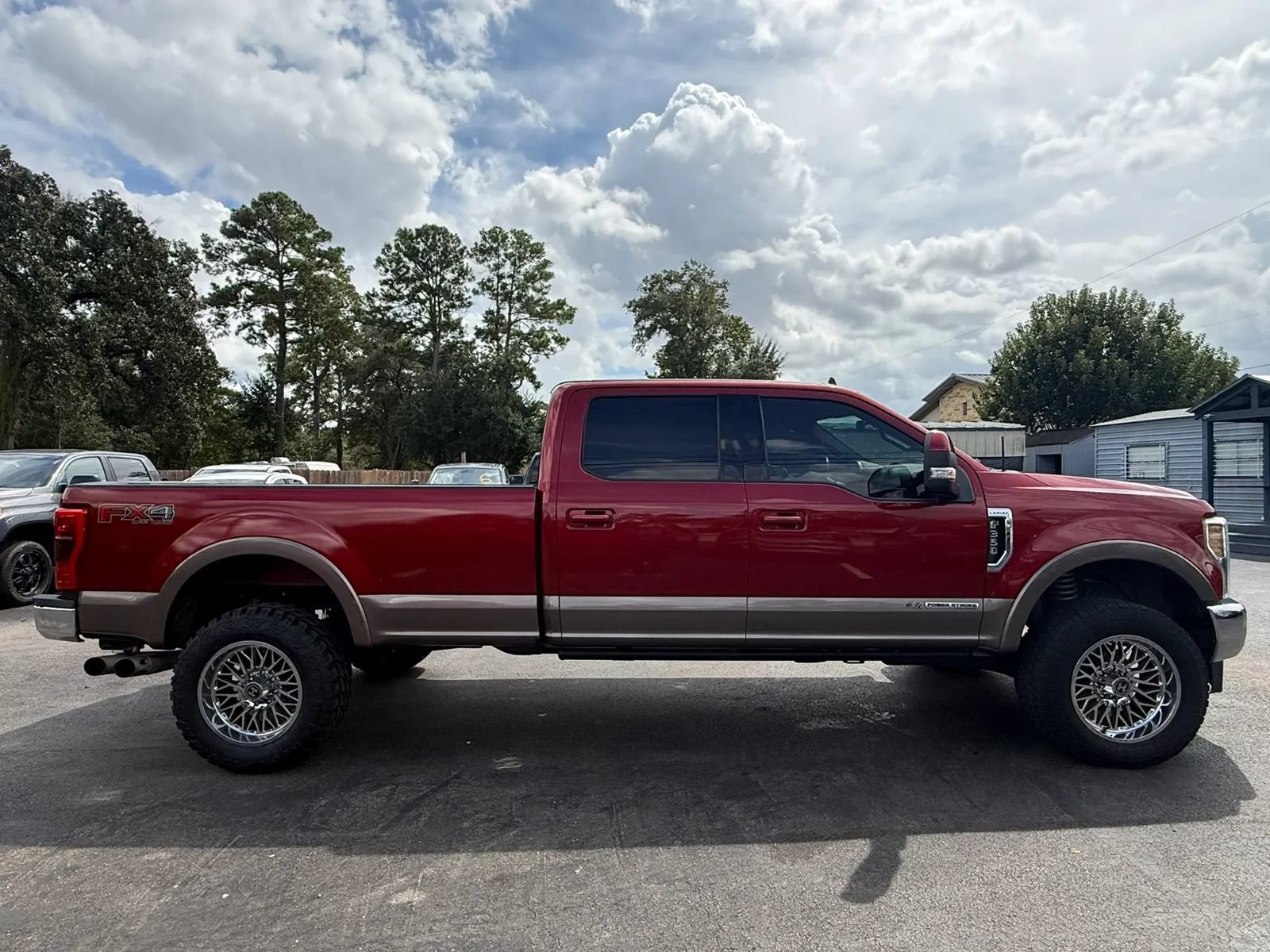 Used 2019 Ford F350 Lariat w/ Lariat Value Package AWD/4WD image 8