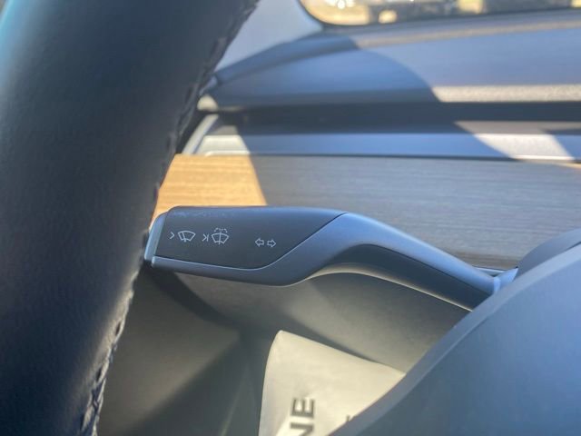 Used 2021 Tesla Model 3 Standard Range Plus image 44