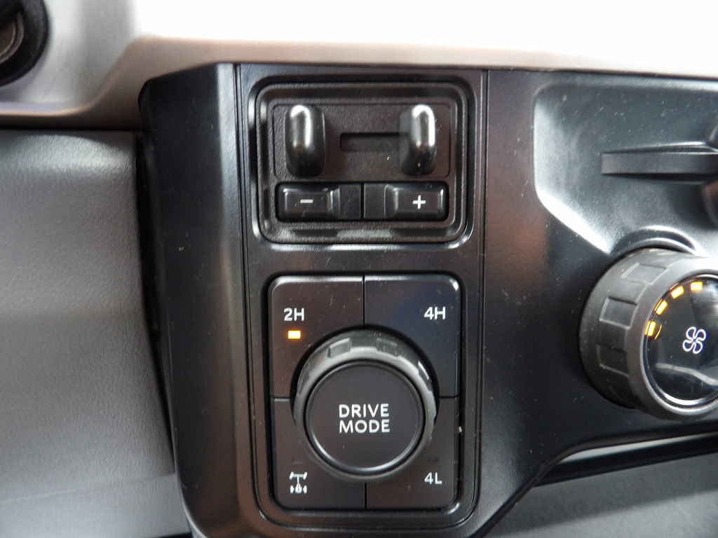 Used 2025 Ford F250 XLT w/ FX4 Off-Road Package AWD/4WD image 22