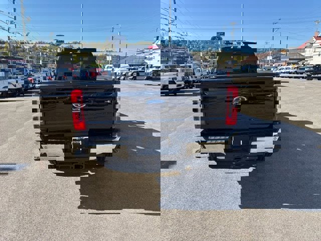 New 2026 Ford F250 Lariat w/ FX4 Off-Road Package image 6