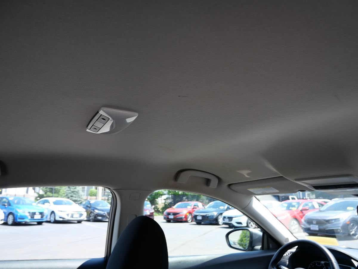 Used 2020 Nissan Sentra SV FWD image 32