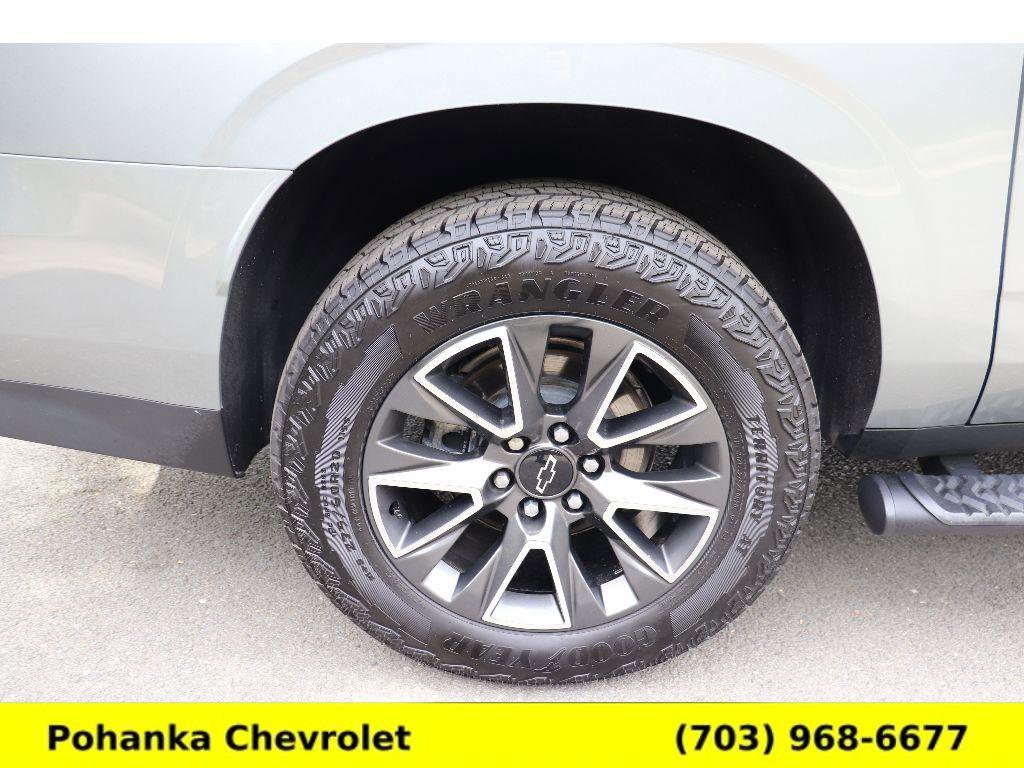 Certified 2024 Chevrolet Suburban Z71 w/ Luxury Package image 26