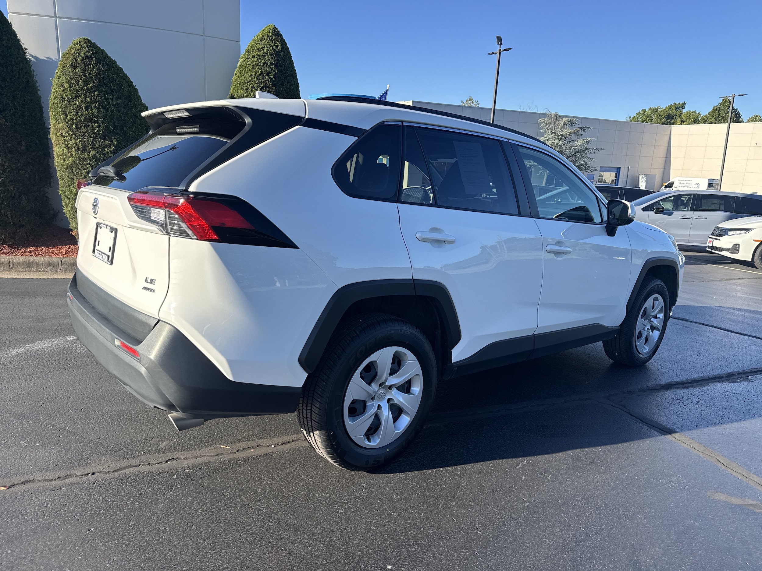 Used 2019 Toyota RAV4 LE w/ All Weather Liner Package AWD/4WD image 4