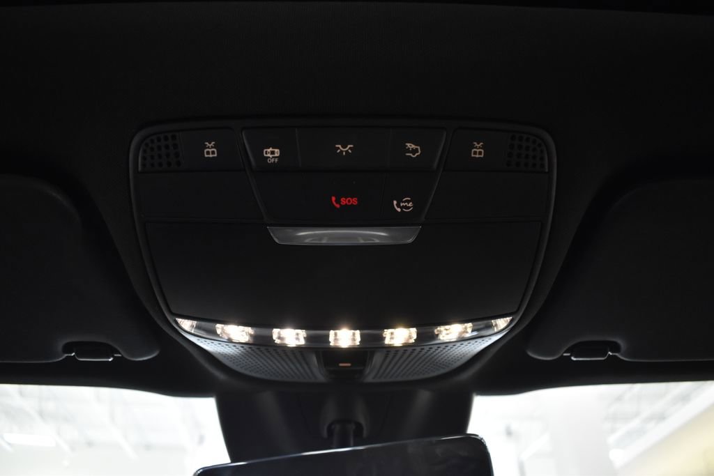 Used 2022 Mercedes-Benz GLC 300 4MATIC Coupe image 41