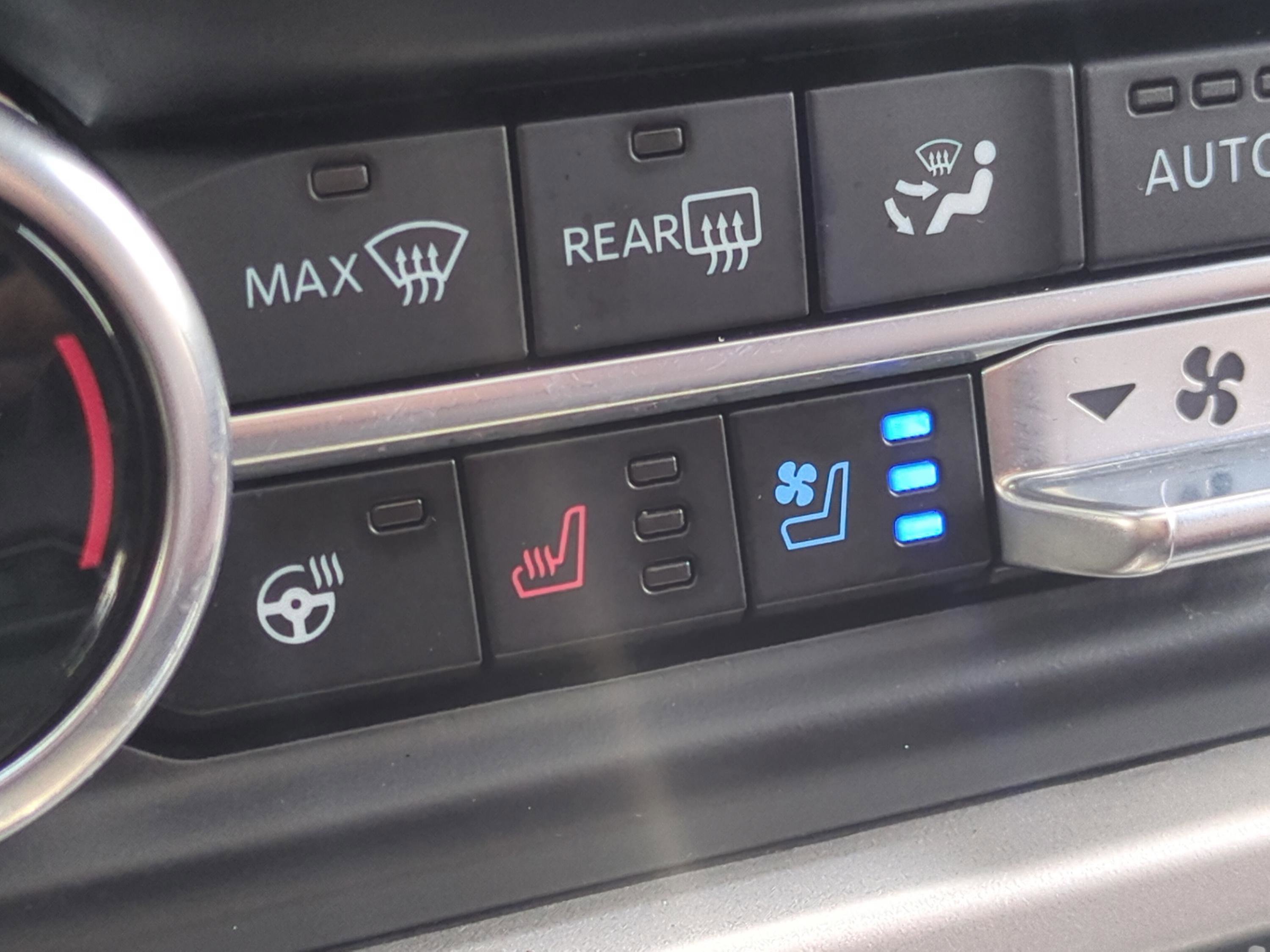 Used 2024 Ford Expedition Limited image 24