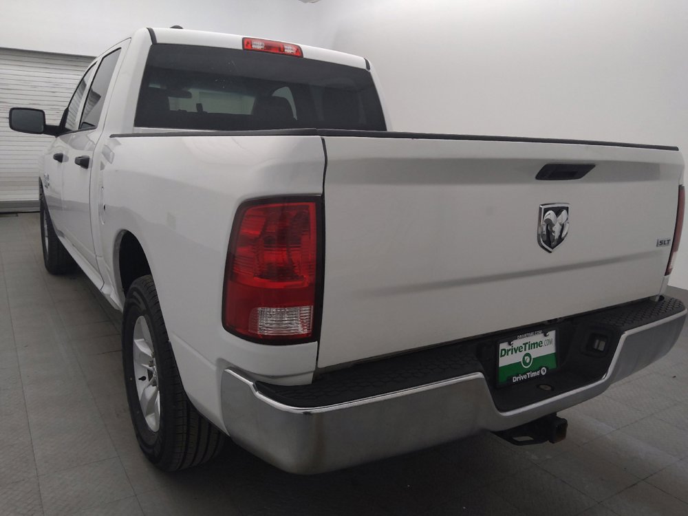 Used 2022 RAM 1500 Classic SLT RWD image 5