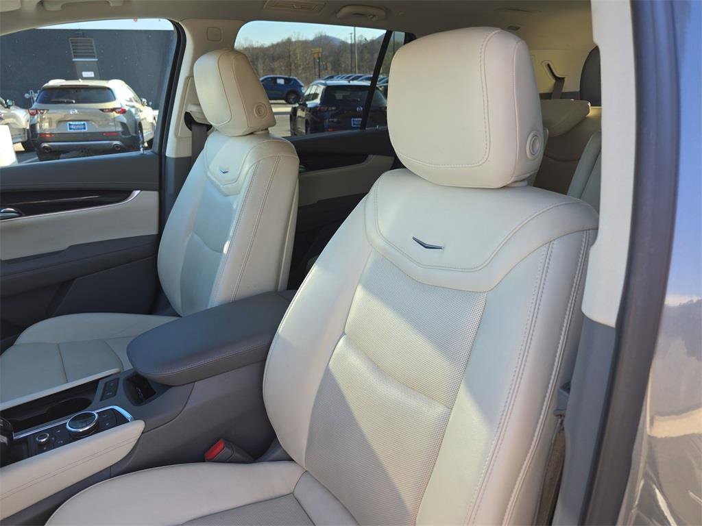 Used 2020 Cadillac XT6 Premium Luxury image 20