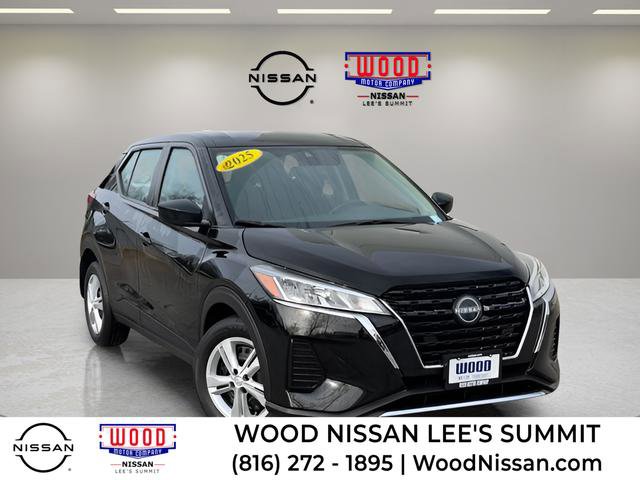 Certified 2025 Nissan Kicks Play S image 1