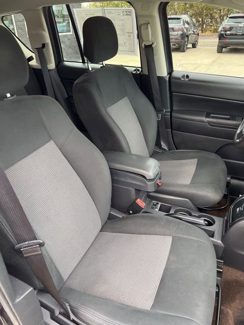 Used 2014 Jeep Compass Sport w/ Power Value Group image 15