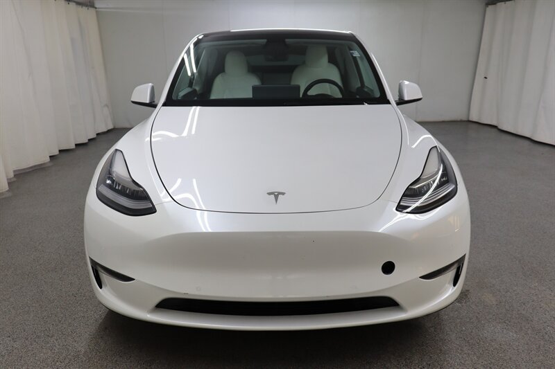 Used 2021 Tesla Model Y Long Range AWD/4WD image 2