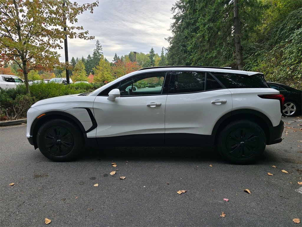 New 2026 Chevrolet Blazer EV LT image 2