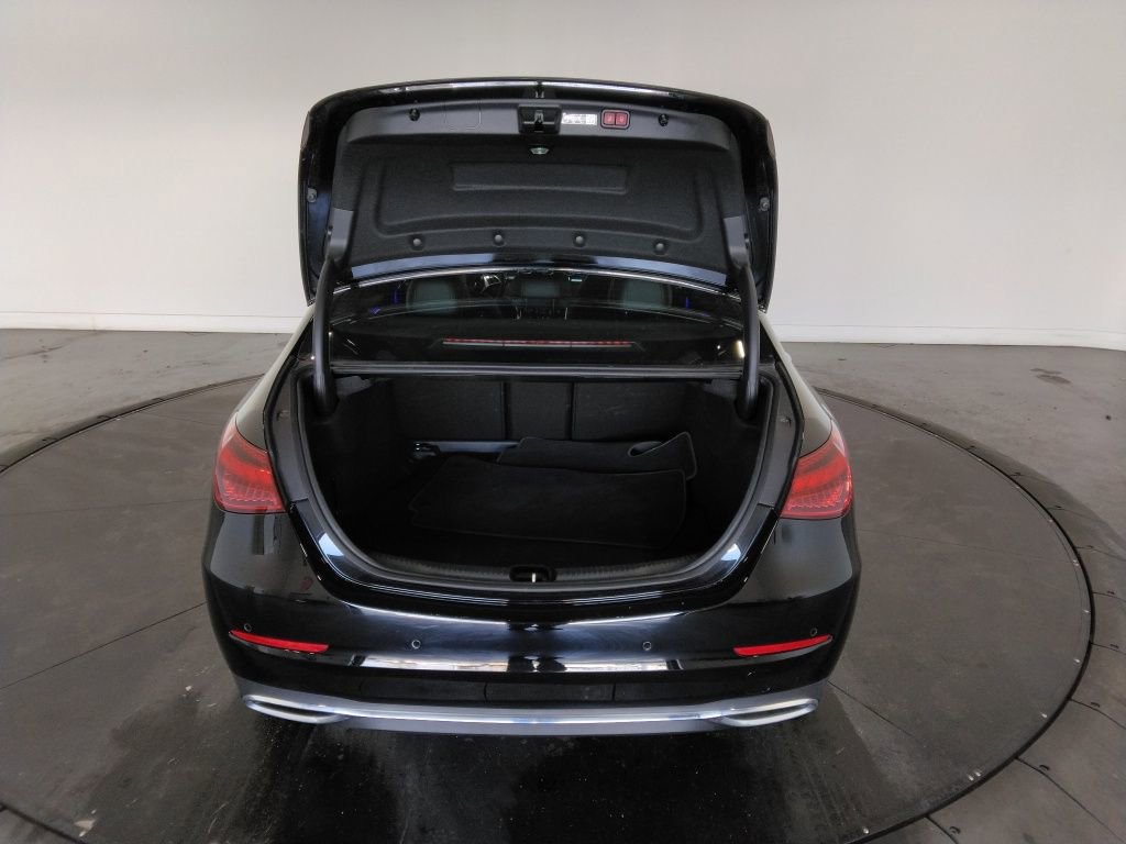 Used 2025 Mercedes-Benz C 300 4MATIC Sedan image 9