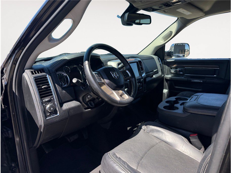 Used 2016 RAM 3500 Laramie AWD/4WD image 10