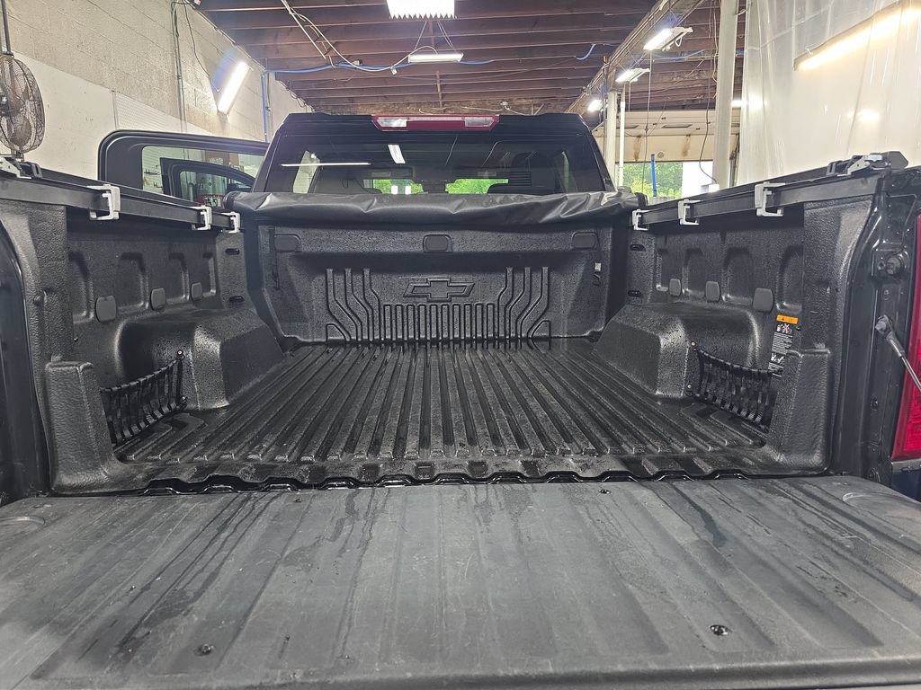 Used 2024 Chevrolet Silverado 1500 LT AWD/4WD image 12
