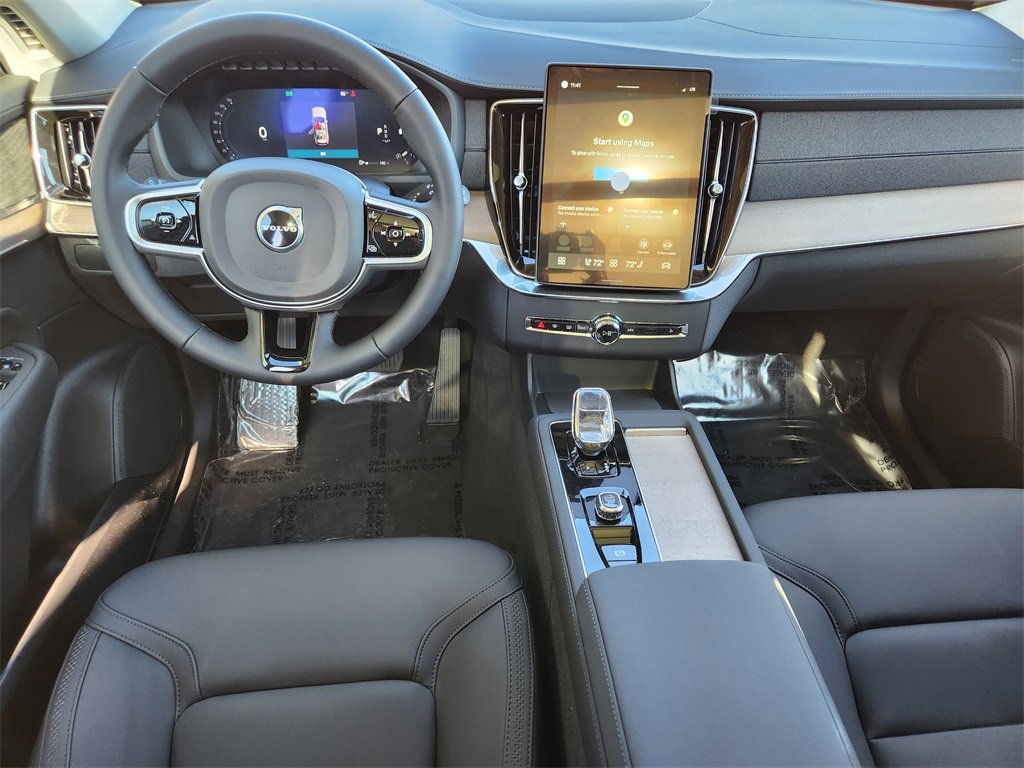 New 2026 Volvo XC90 B5 Core w/ Protection Package image 2