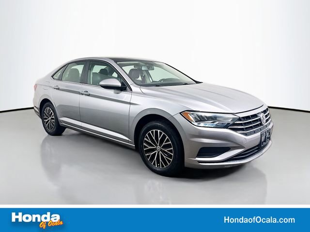 Used 2020 Volkswagen Jetta SE image 1