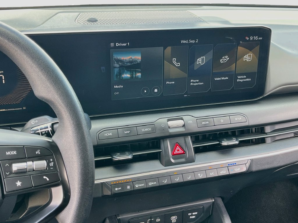 Used 2025 Kia K4 FWD image 14