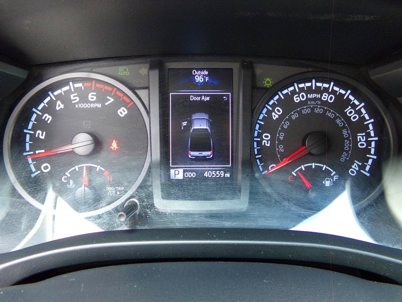 Used 2022 Toyota Tacoma SR5 image 40