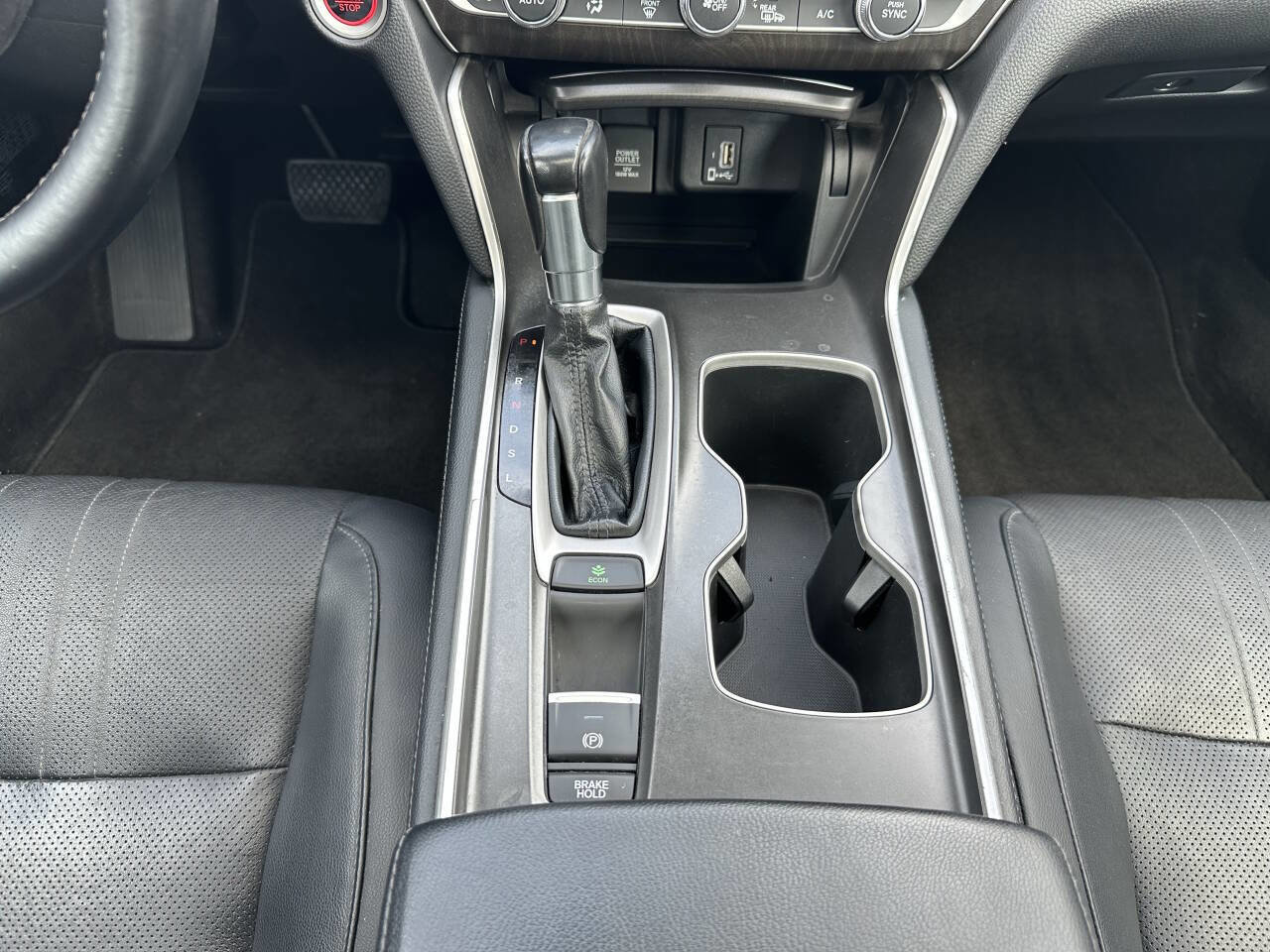 Used 2018 Honda Accord EX-L image 18