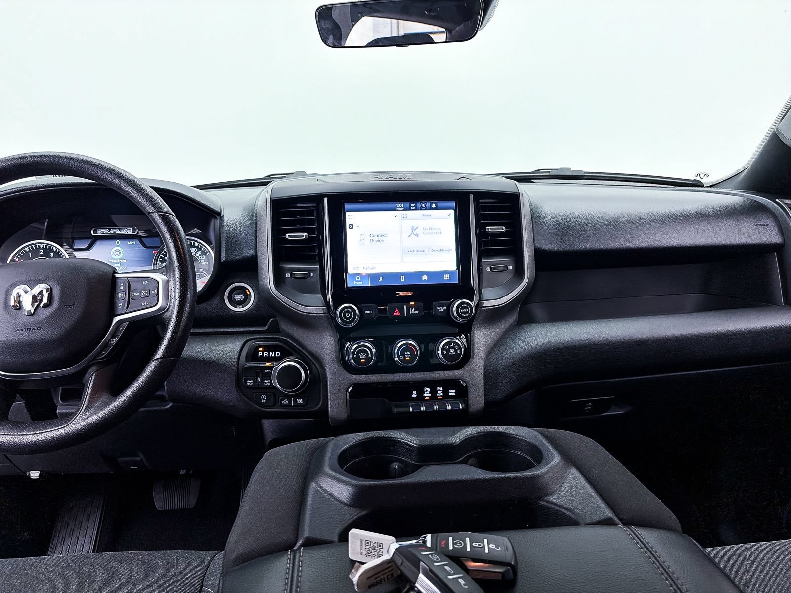 Used 2025 RAM 1500 Warlock AWD/4WD image 7