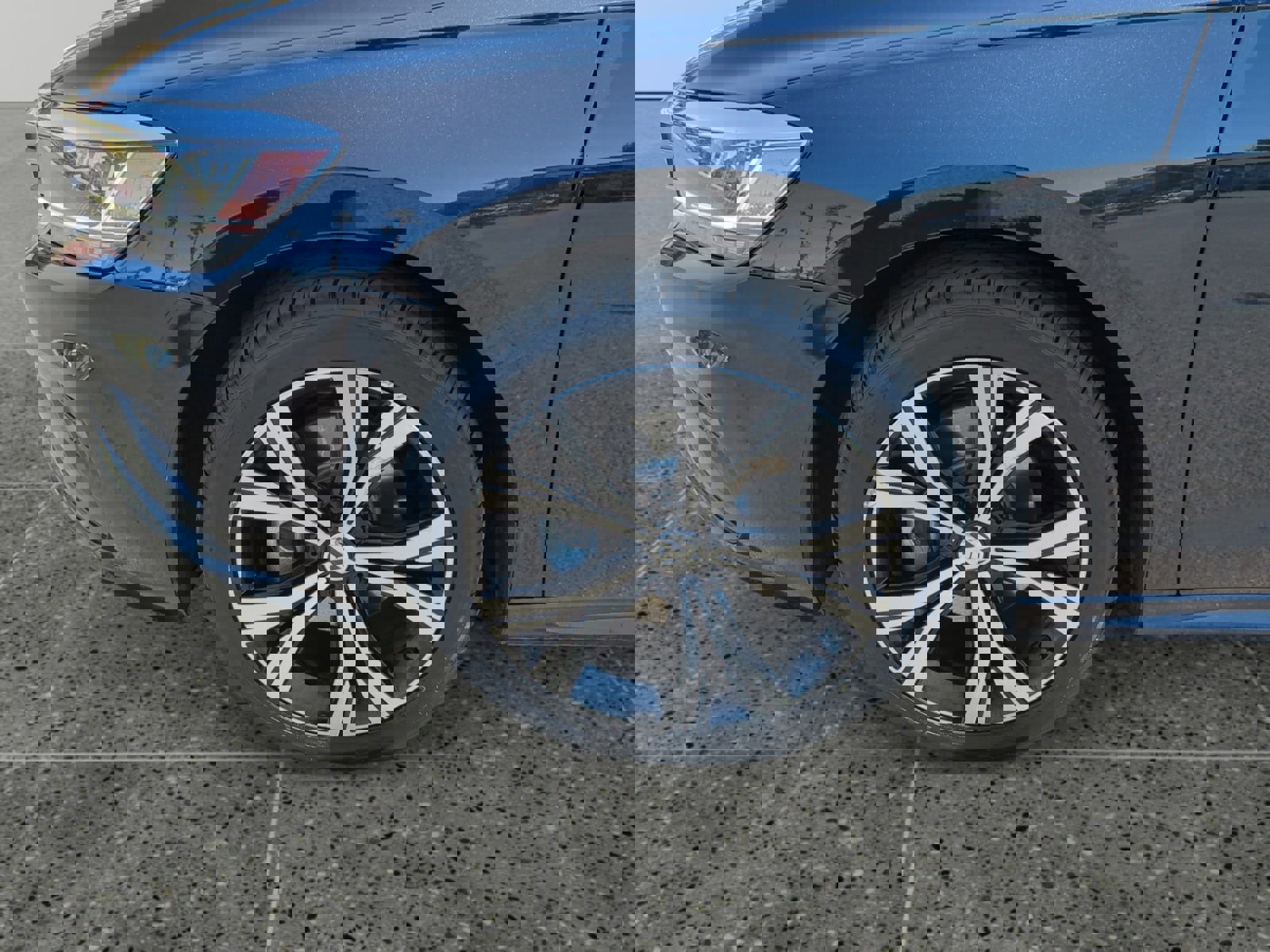 Used 2022 Volkswagen Passat 2.0T SE image 14