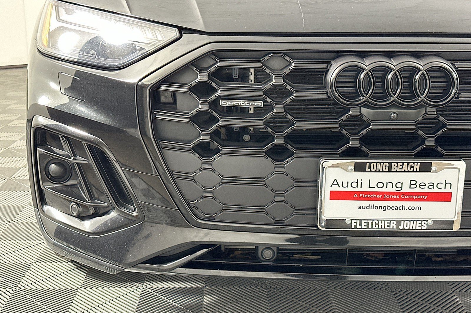 Used 2024 Audi Q5 e Prestige w/ Prestige Package AWD/4WD image 16