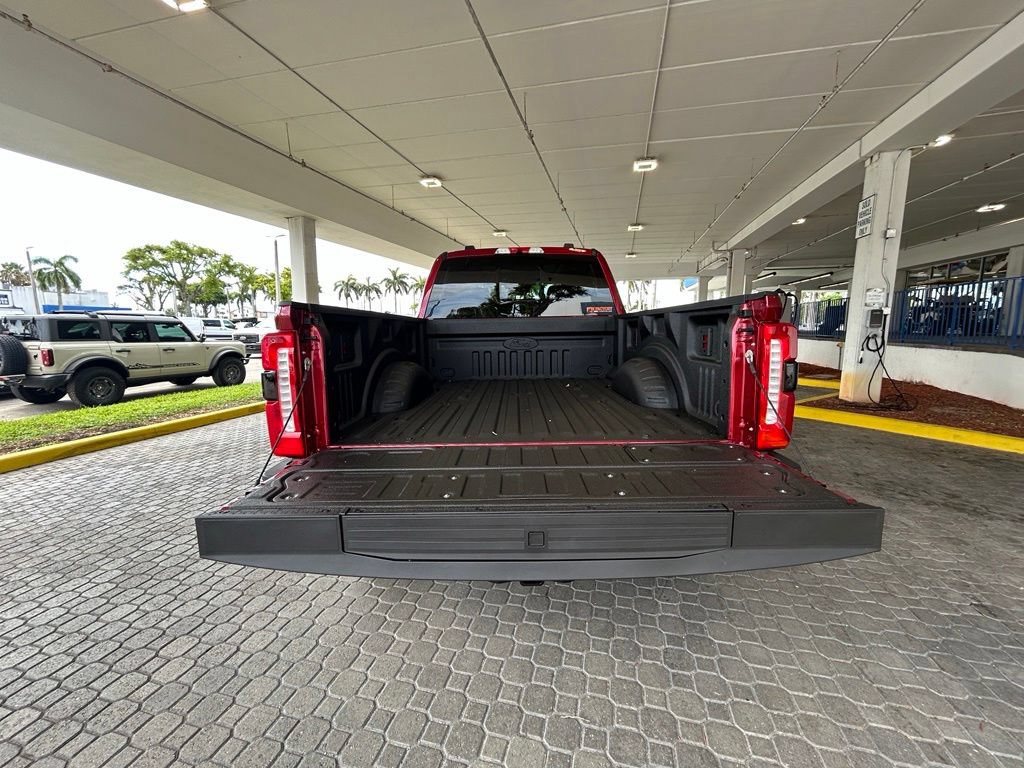 New 2026 Ford F250 Lariat w/ Black Appearance Package AWD/4WD image 34