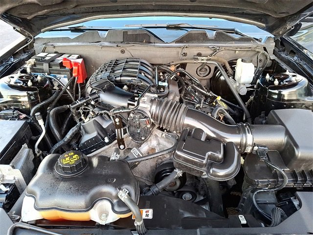 Used 2013 Ford Mustang Premium image 26