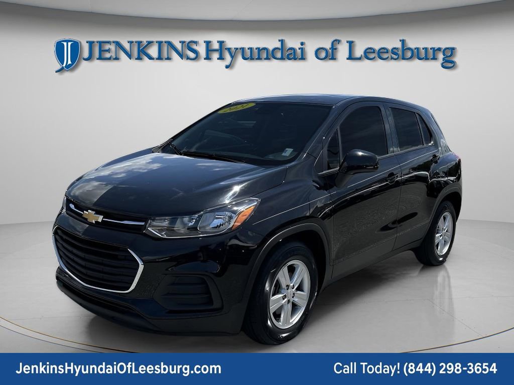 Used 2021 Chevrolet Trax LS w/ Tint and Cruise Package image 7