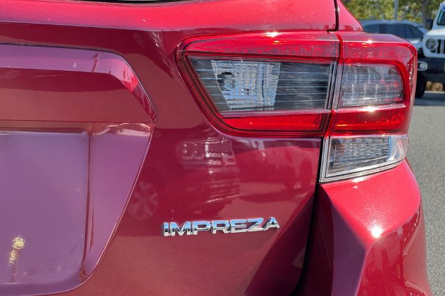 Used 2020 Subaru Impreza 2.0i Premium AWD/4WD image 32