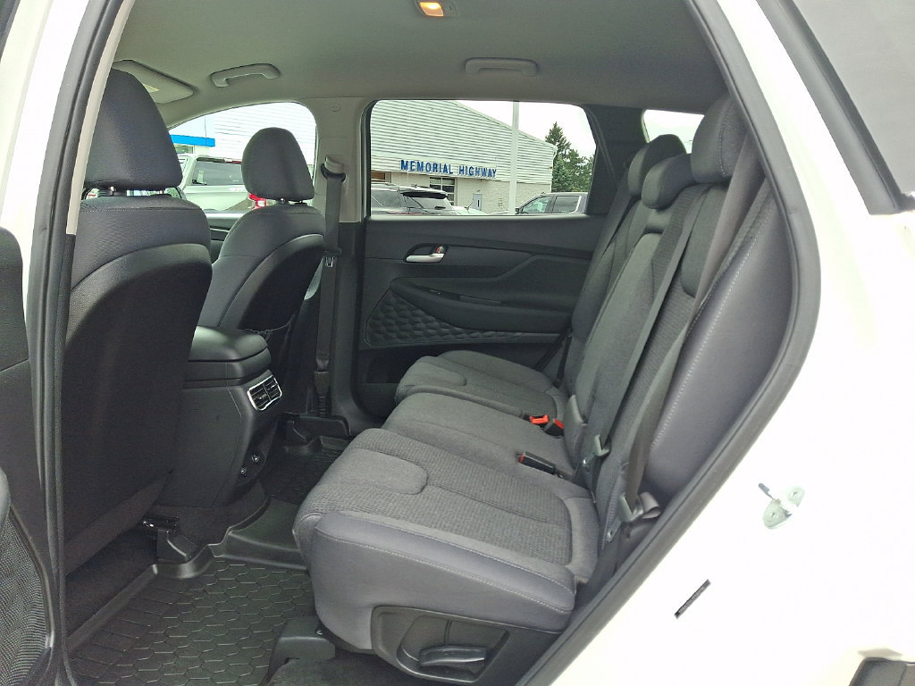 Used 2023 Hyundai Santa Fe SEL AWD/4WD image 11