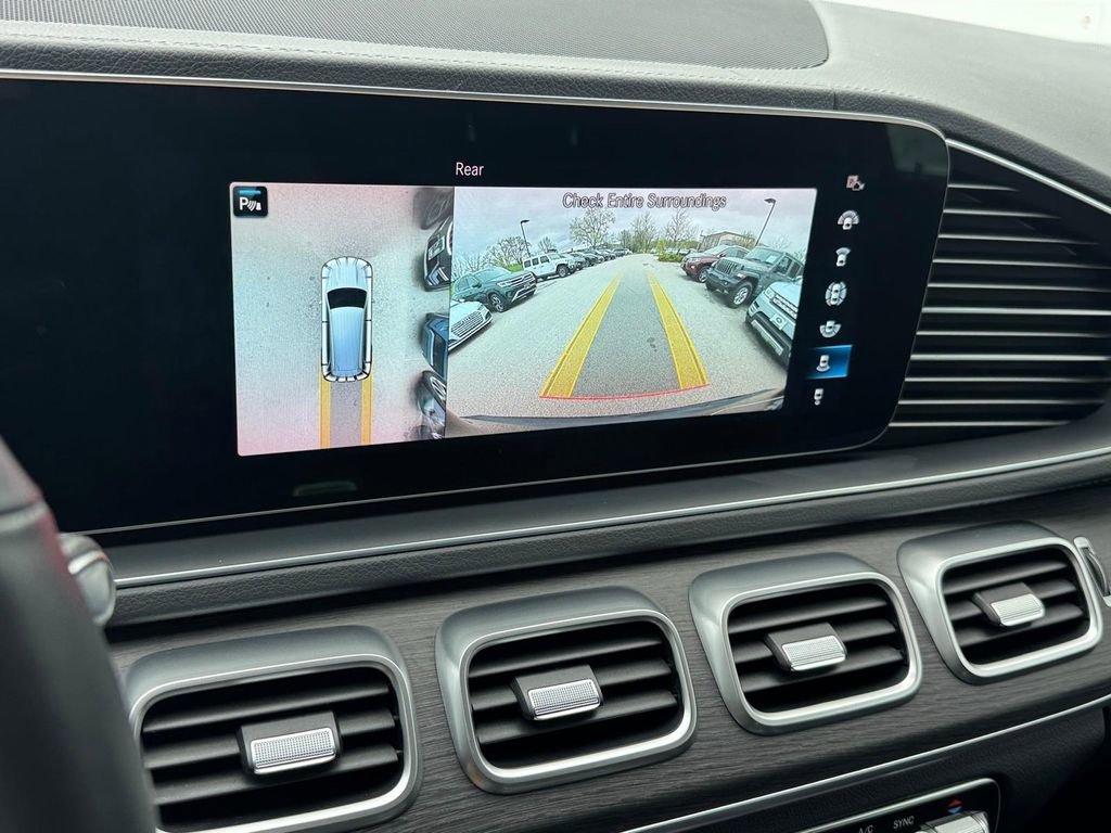 Used 2022 Mercedes-Benz GLS 450 4MATIC image 20