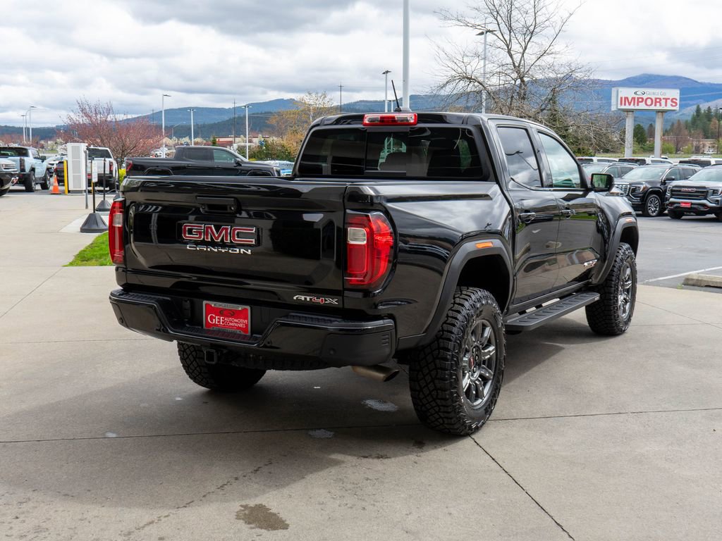 Used 2024 GMC Canyon AT4X AWD/4WD image 7