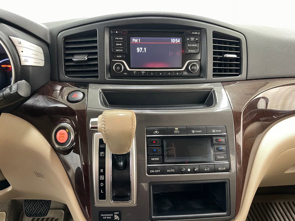 Used 2016 Nissan Quest SV w/ Leather Package image 30