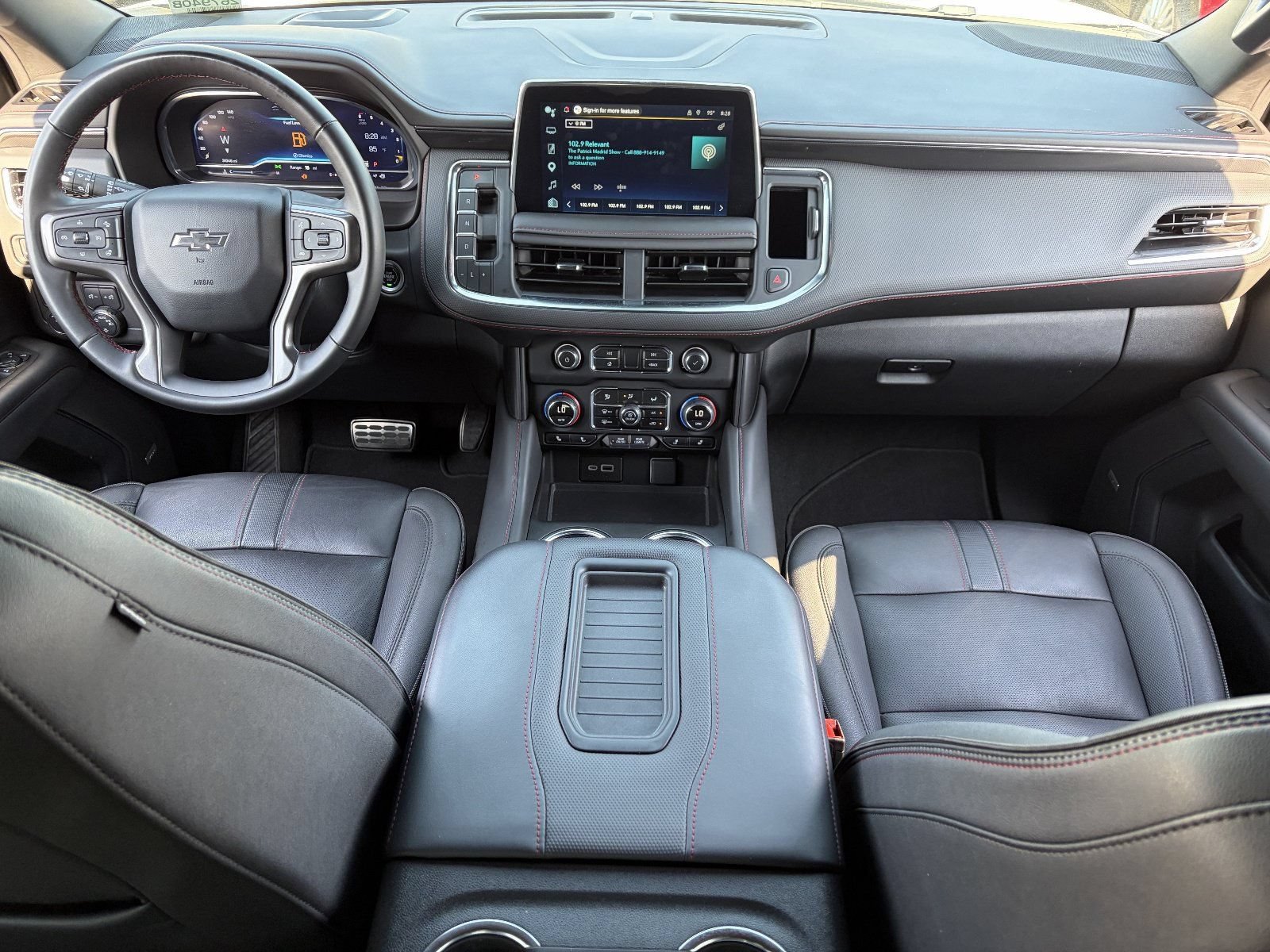 Used 2024 Chevrolet Tahoe RST w/ RST Performance Edition AWD/4WD image 16