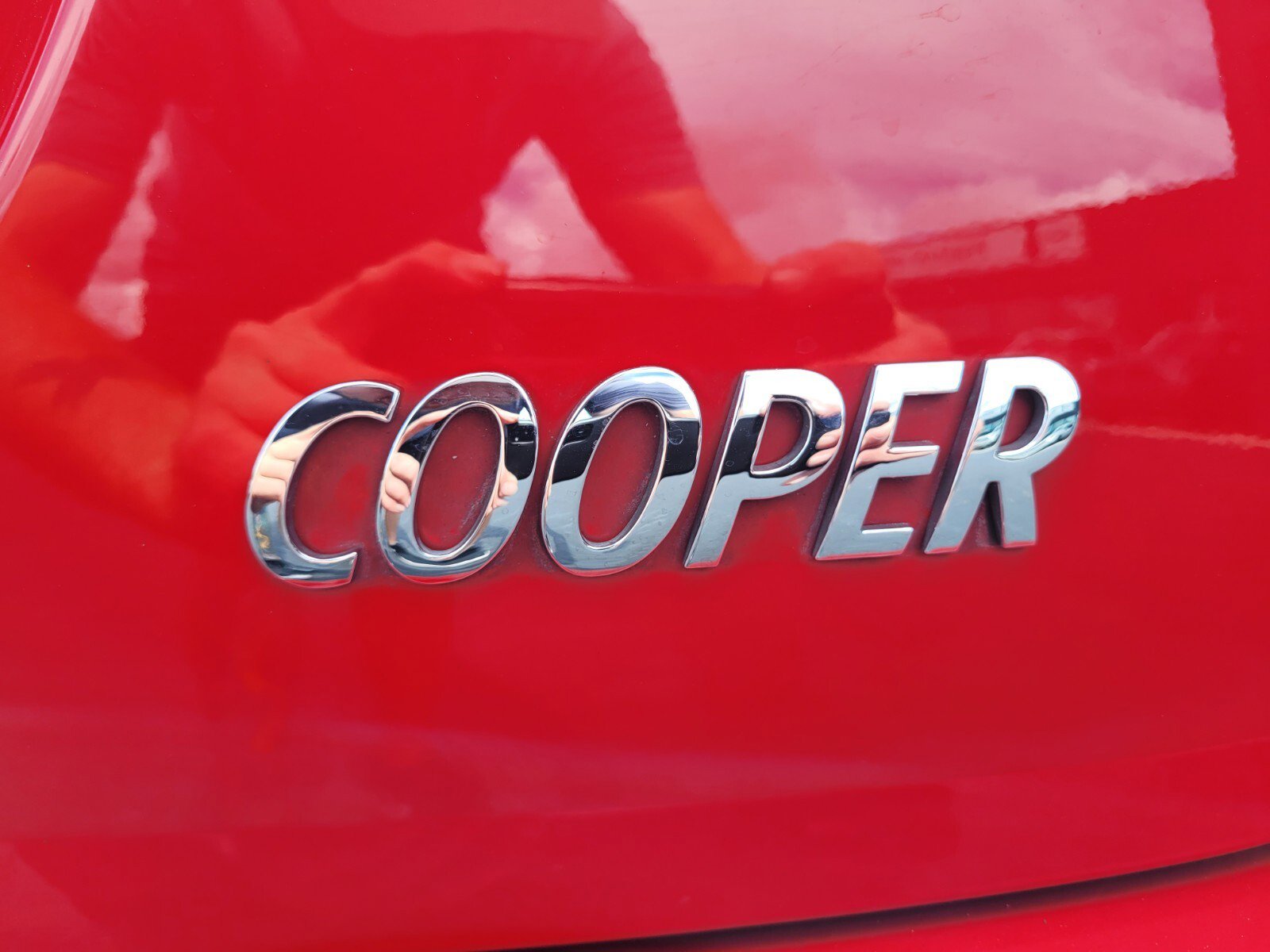 Used 2023 MINI Cooper 4-Door Hardtop image 14