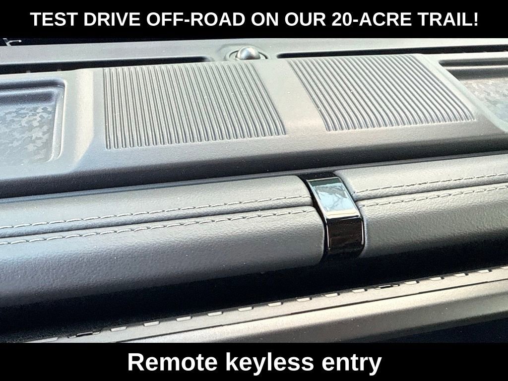 New 2026 Jeep Gladiator Sahara image 10