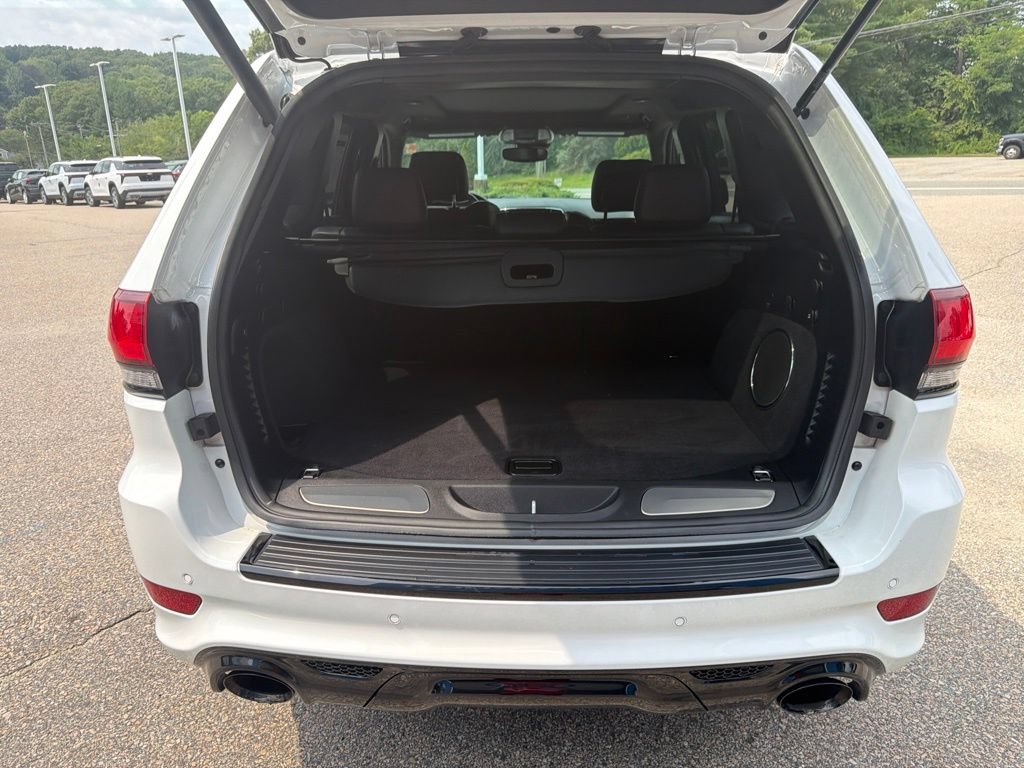 Used 2021 Jeep Grand Cherokee SRT AWD/4WD image 16