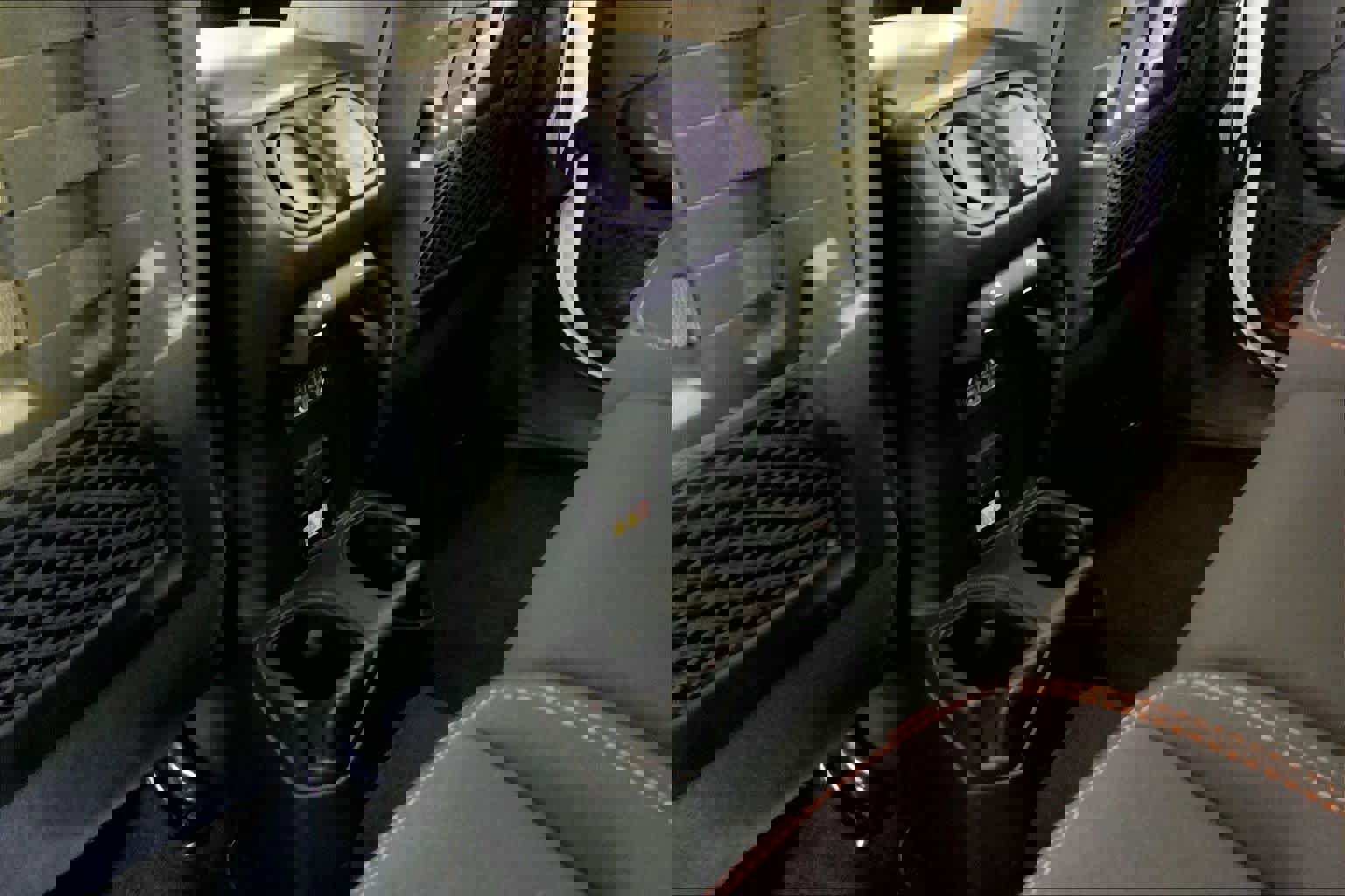 Used 2023 Jeep Gladiator Mojave w/ Cold Weather Group image 35