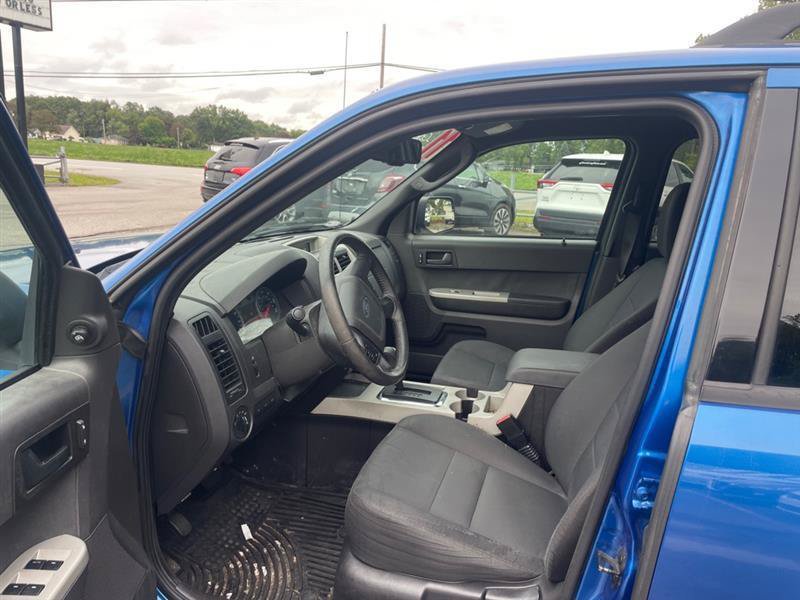 Used 2011 Ford Escape XLT FWD image 9