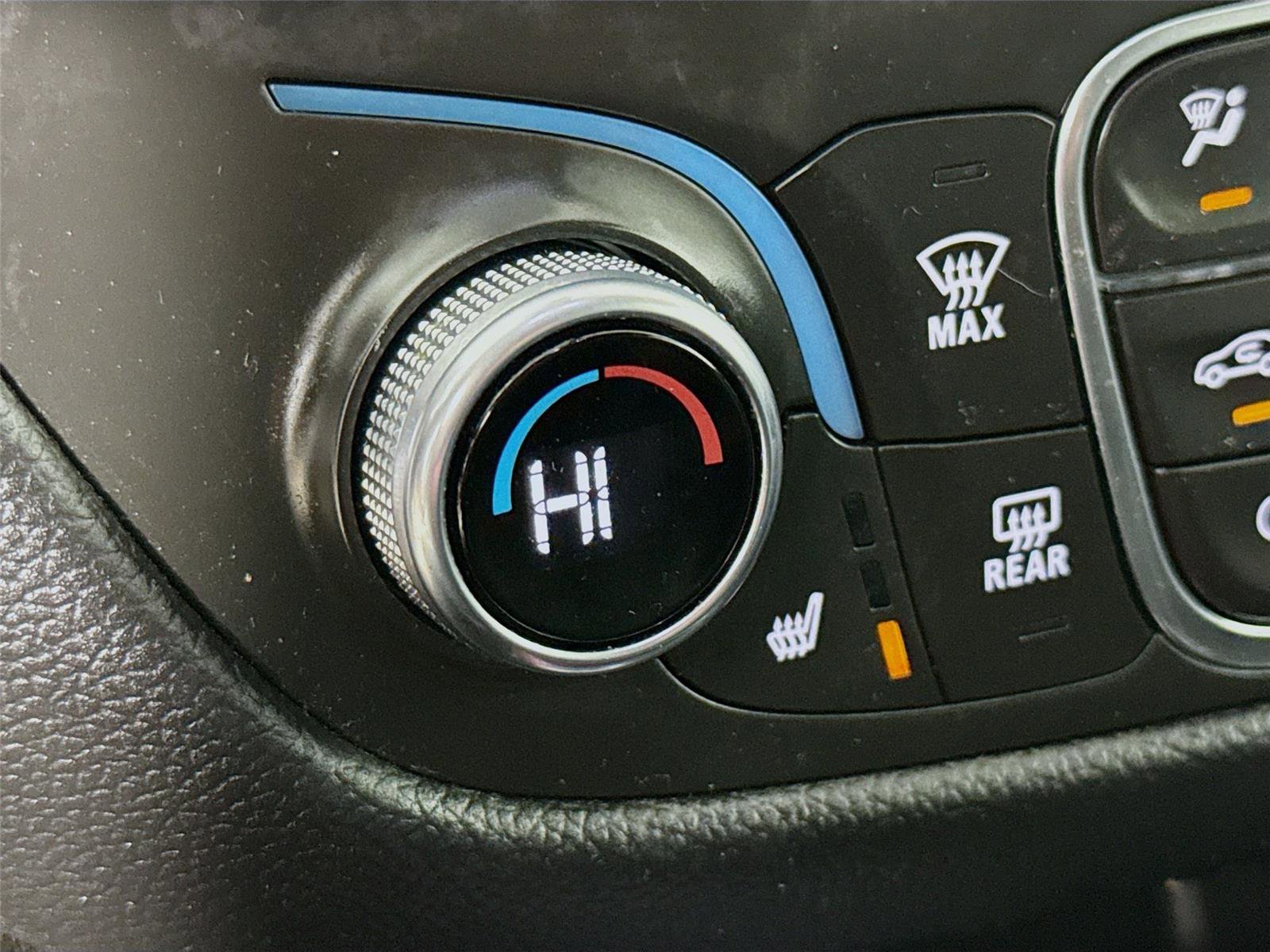 Used 2022 Chevrolet Equinox LT image 20