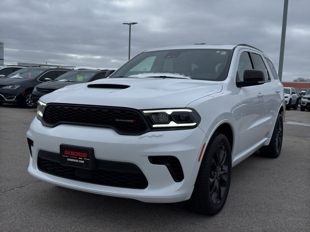 Used 2024 Dodge Durango GT image 2