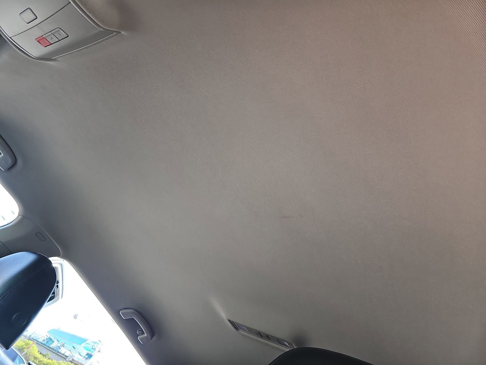 Used 2019 Volkswagen Atlas SE image 30