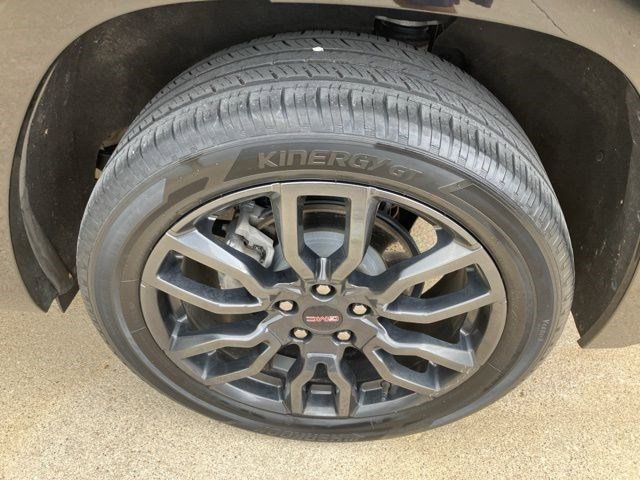 Used 2022 GMC Terrain Denali w/ Black Diamond Edition image 27