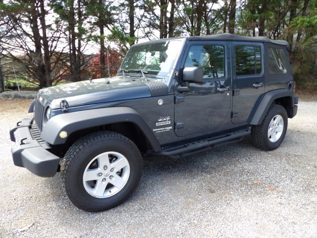 Used 2018 Jeep Wrangler Unlimited Sport w/ Connectivity Group image 1
