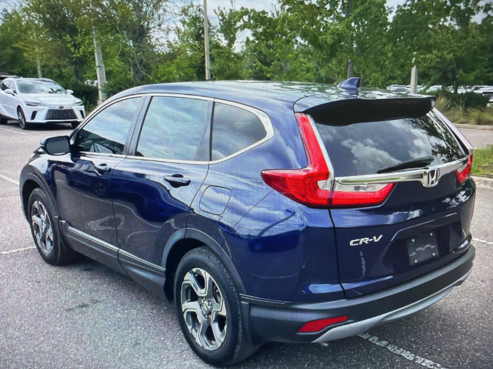 Used 2018 Honda CR-V EX-L image 3