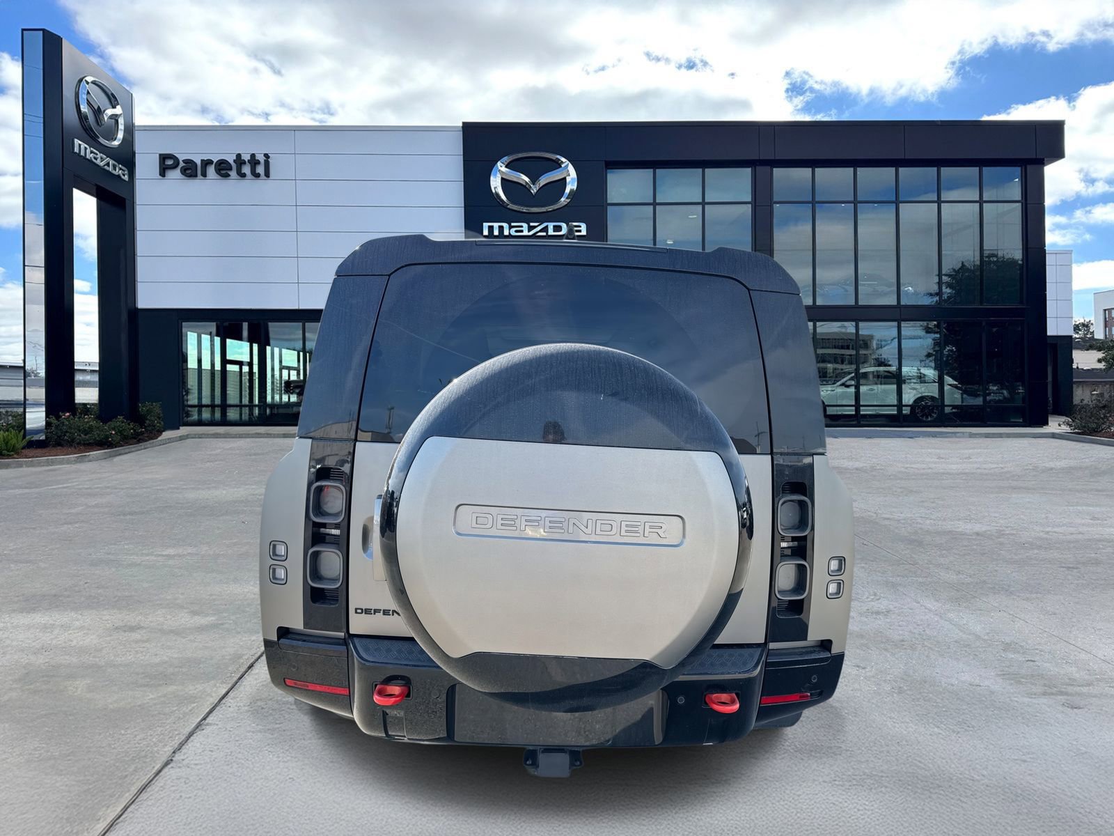 Used 2025 Land Rover Defender 130 X image 7