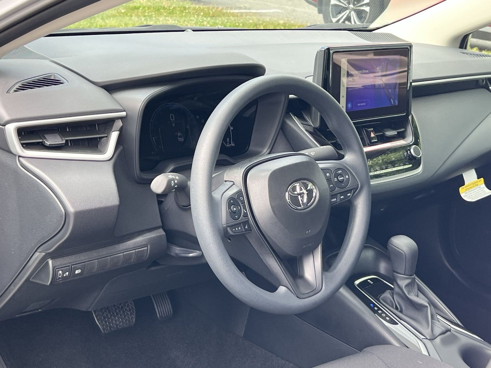 New 2027 Toyota Corolla LE FWD image 11