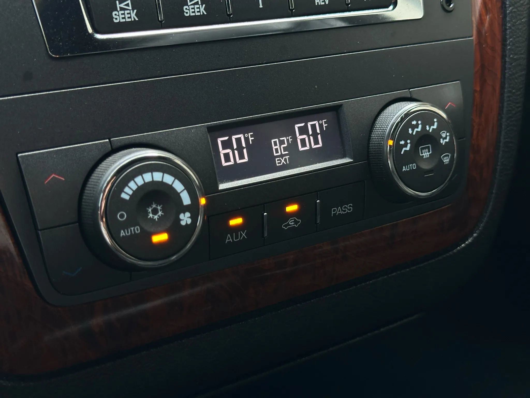 Used 2006 Cadillac DTS image 39