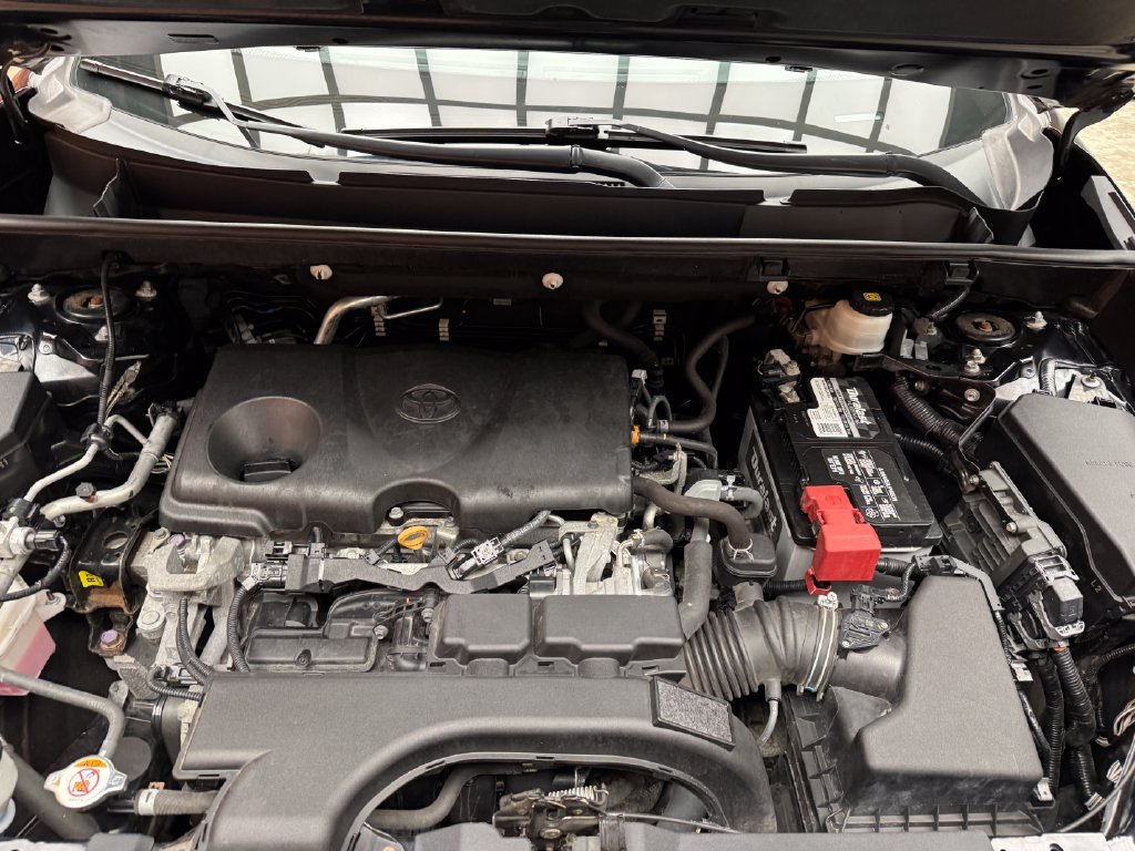 Used 2020 Toyota RAV4 XLE w/ Convenience Package AWD/4WD image 30